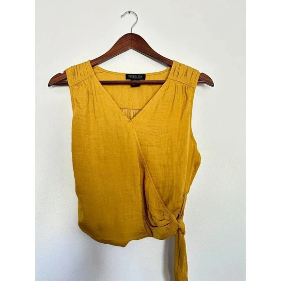 Rachel Zoe Wrap Top Bow Tie Mustard Yellow Sleeveless Size XS - Picture 1 of 3